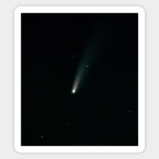 Zoomed Comet neowise Sticker